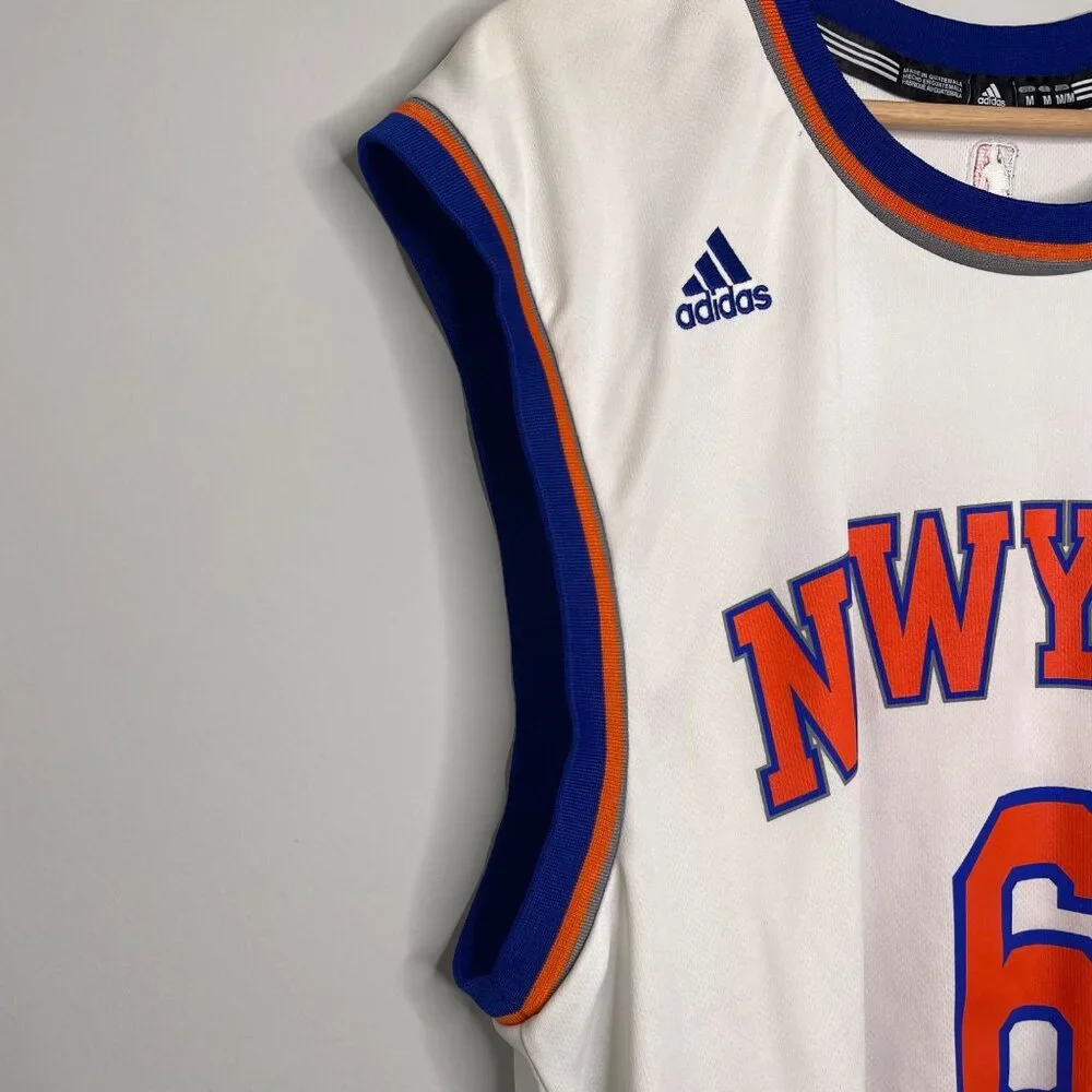 New‎ York Porzingis NBA Jersey size medium